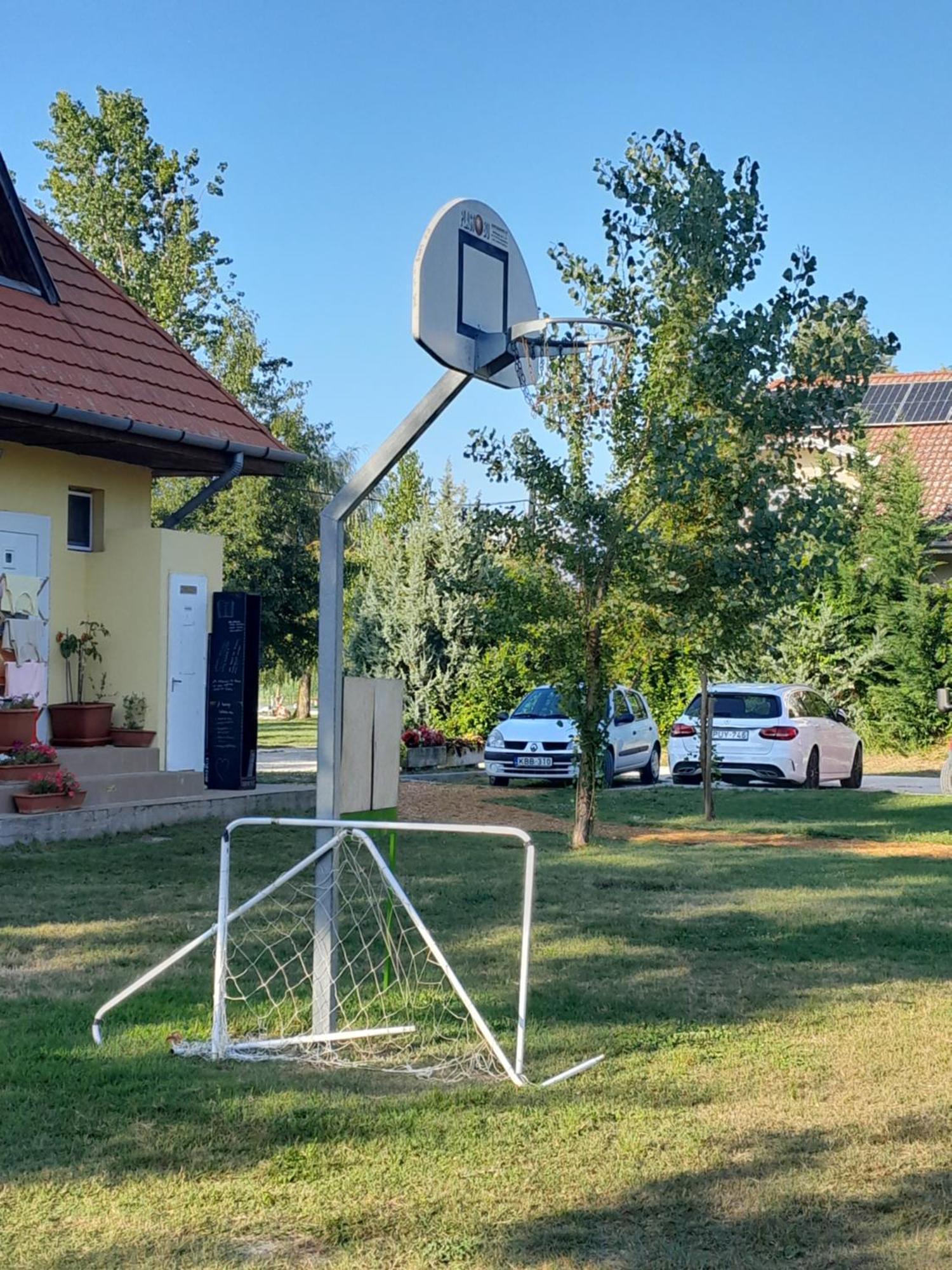 Traumlage Direkt Am See Balatonszárszó Zewnętrze zdjęcie